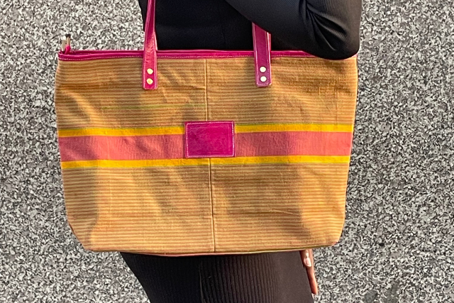Sac à main en pagne tissé - Myrka Accessoires